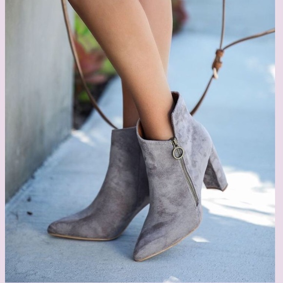 ONE LEFT *SALE*** GRAY SUEDE V-CUT SIDE ZIP BOOTIE - Picture 2 of 5